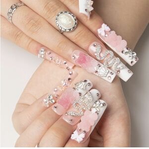 LovFul Press on Nails Marshmallo Gummy Bear Square Lux Diamond Nails in Box